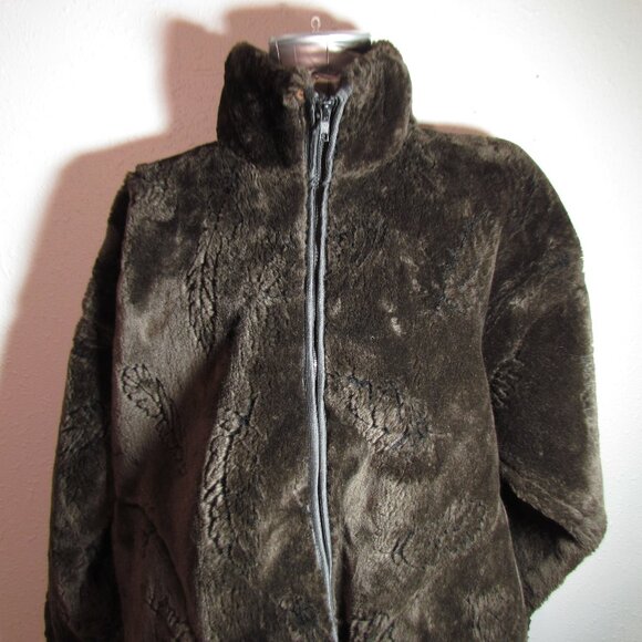 Vintage Bear Ridge Faux Fur Bomber Jacket with Leaf Embossing Size Small - Picture 3 of 8